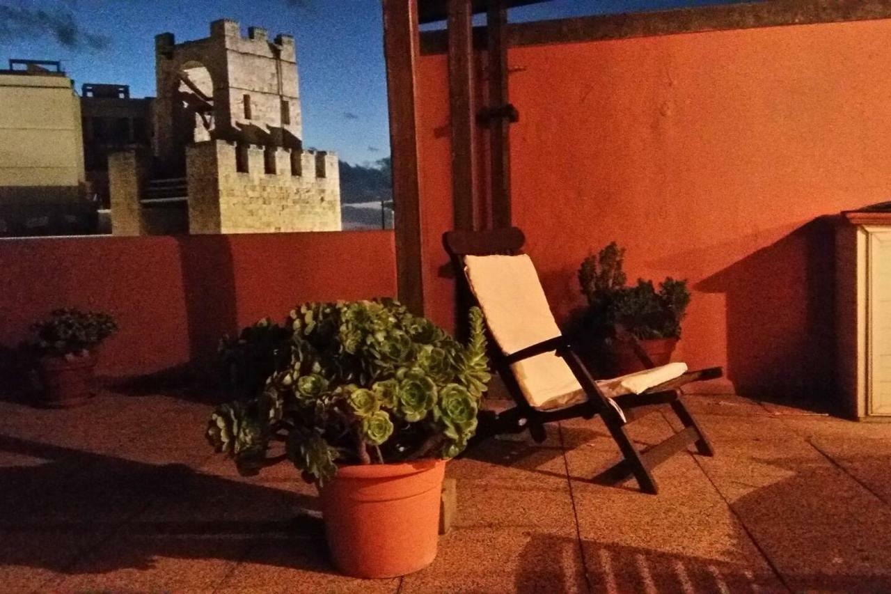 Attico In Centro Con Vista Della Torre - Cozy Penthouse Facing To The Tower Apartment Oristano Exterior foto