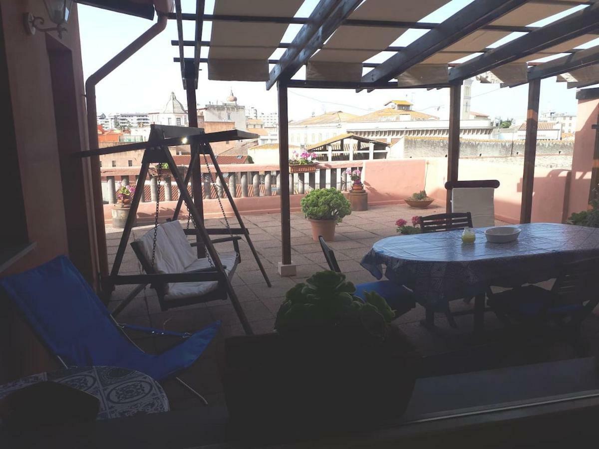Attico In Centro Con Vista Della Torre - Cozy Penthouse Facing To The Tower Apartment Oristano Exterior foto